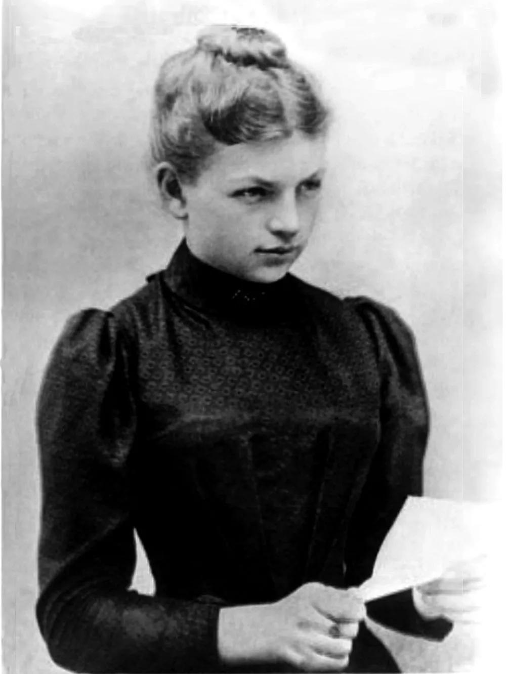 Clara Immerwahr, química alemana de ascendencia judía, fue la primera esposa de Haber. Se suicidó en 1915, tras el primer ataque con gas de la Primera Guerra Mundial.