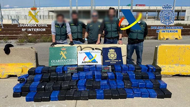 Desmantelada una red de tráfico que introducía cocaína y metanfetamina en España en bloques de hormigón
