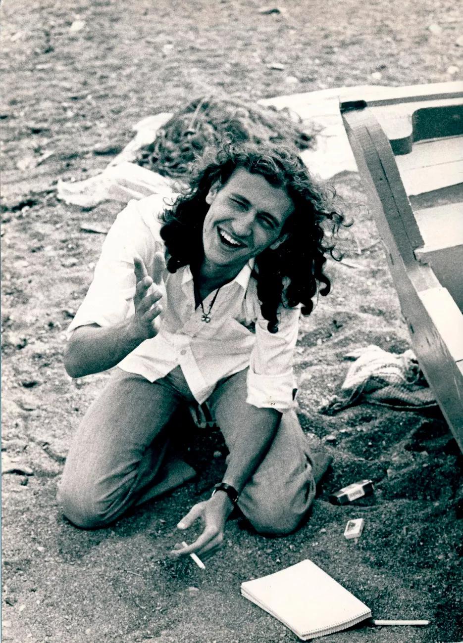 Mayo de 1977. Colocón en alguna playa africana. Rafa hizo la foto.