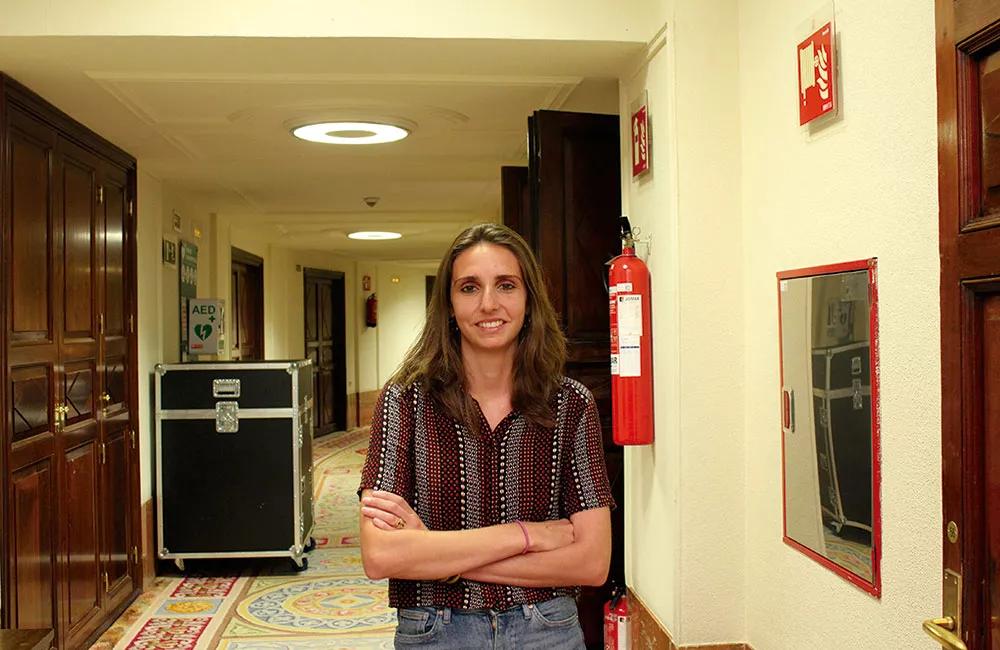 En el pasillo que rodea a la sala de sesiones, conocido entre los diputados como la M-30.